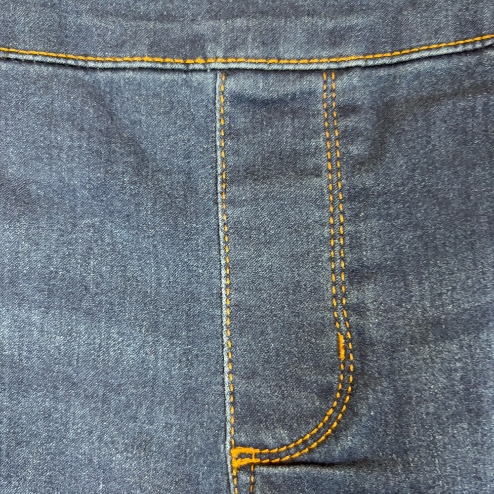 NWT Time and Tru Relaxed Fit Stretch Cotton Blend Denim Jeans; Size XL Petite - Picture 4 of 13
